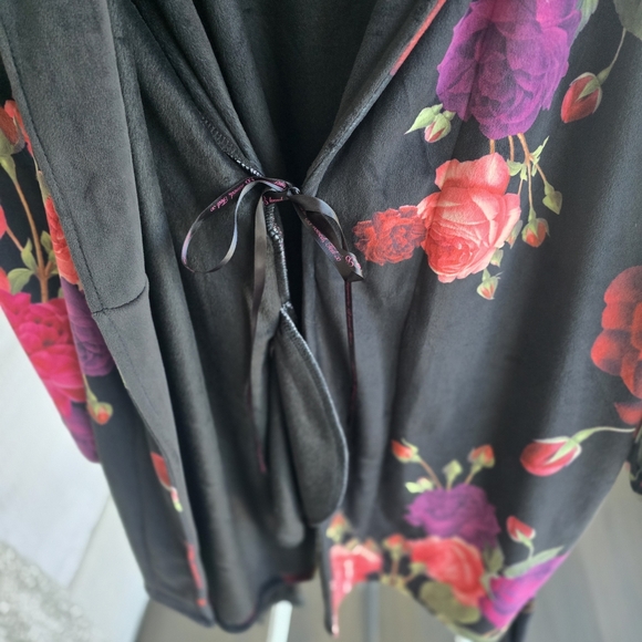 Ted Baker Womens Robe. Size UK 8-10. - Picture 5 of 10